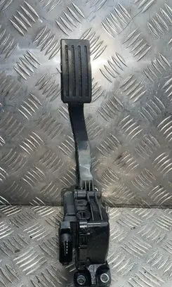 Ford Focus Accelerator throttle pedal 4M519F836AH 250906 E110118