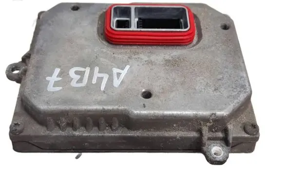 Audi A4 S4 B7 8E 8H Headlight ballast module Xenon 1307329115 1001110342 10EEG071181