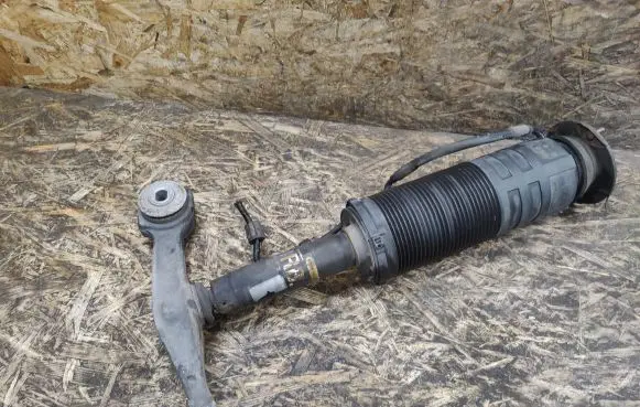 Mercedes-Benz S AMG W220 Air suspension front shock absorber A2203201638