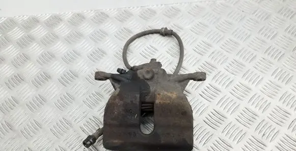 Volkswagen PASSAT B8 Front brake caliper 6799D
