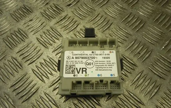 Mercedes-Benz Sprinter W907 W910 Door control unit/module A9079003705