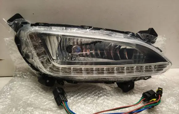 Hyundai Santa Fe LED Daytime headlight 922022W100 922202W100 92202A1000