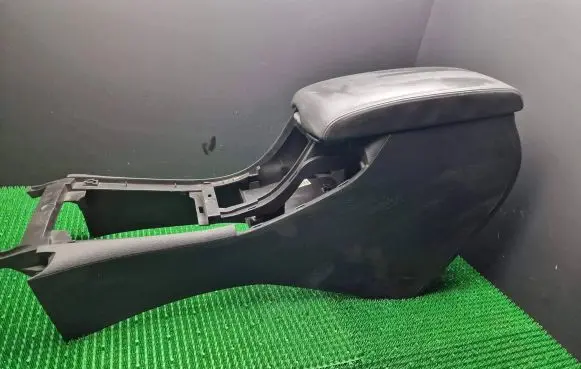 Peugeot 407 Center console 9646882880 0ZS716001 91198D119