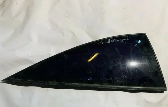 Opel Calibra Rear side window