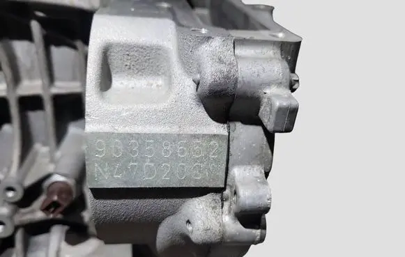 BMW 5 F10 F11 Engine block N47D20C 781089607