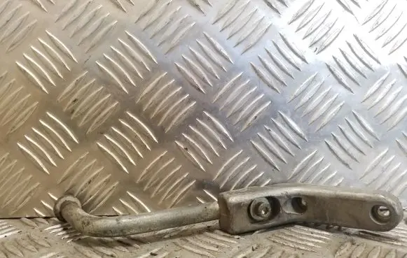 Volkswagen Transporter - Caravelle T4 Sliding door upper roller guide/hinge 701843440