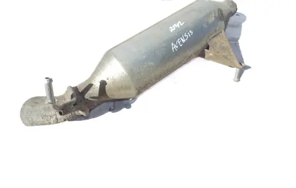 Toyota Avensis T270 Rear muffler/silencer tail pipe 