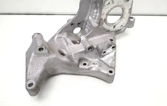 Volvo V40 Fuel pump bracket 31401103