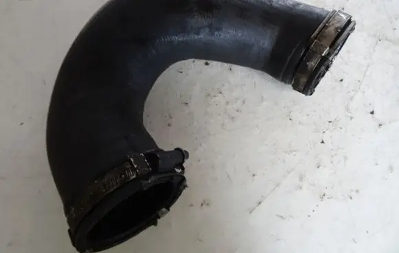 Audi Q7 4M Intercooler hose/pipe 7L6145972E
