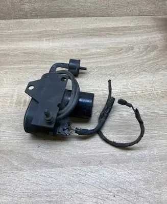 Volvo S40, V40 Central locking vacuum pump 412773 003572