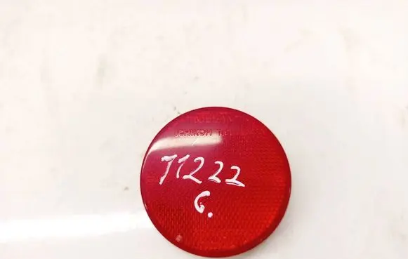 Nissan X-Trail T30 Rear tail light reflector E13020982