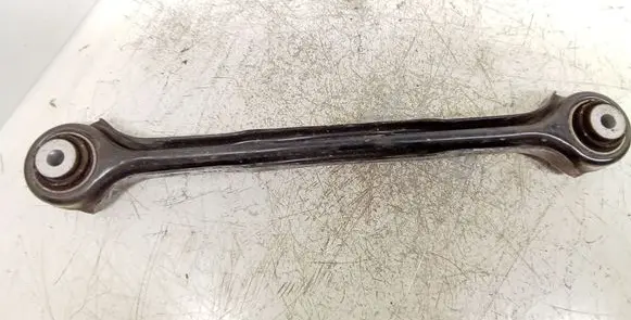 Rear control arm