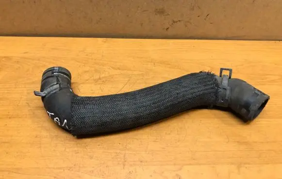 Toyota Avensis T250 Engine coolant pipe/hose
