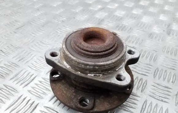Audi A6 S6 C6 4F Rear wheel bearing hub 