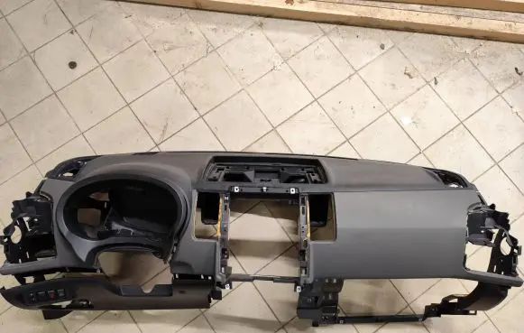 Nissan X-Trail T31 Dashboard 68200JG40A 68200JG40B P10010A75400