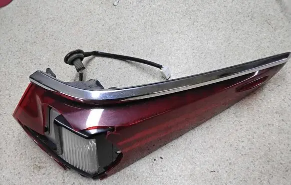 Lexus ES VII XZ10 Rear/tail lights