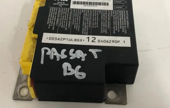 Volkswagen PASSAT B6 Airbag control unit/module 3C0909605