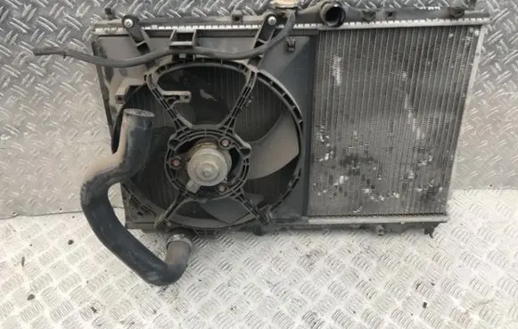 Mitsubishi Space Star Coolant radiator