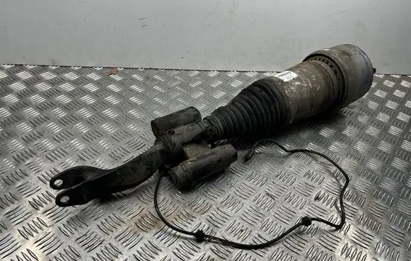 Mercedes-Benz GLC X253 C253 Air suspension front shock absorber A2533200400 B4LF1Z005A18 A2533204300
