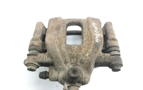 Honda CR-V Rear brake caliper