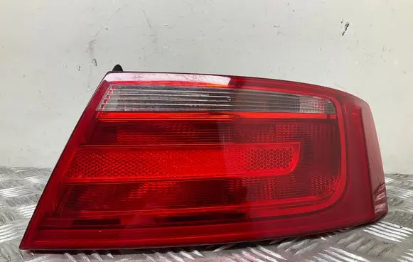 Audi A5 8T 8F Rear/tail lights 8T0945096