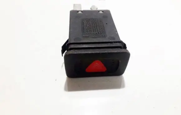 Volkswagen Golf IV Hazard light switch 1j0953235a 1j0953235b