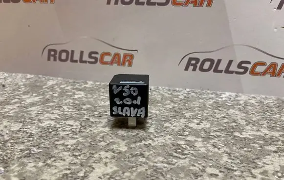 Volvo V50 Other relay 5M5T14B192CA V23136B1X66