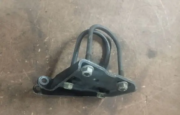 Dodge Durango I Front shock absorber mounting bracket 