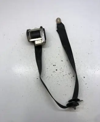 Skoda Octavia Mk2 (1Z) Front seatbelt 1Z0857702A