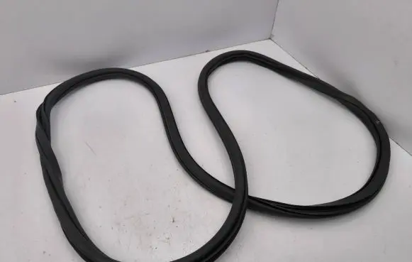 Audi A1 Front door rubber seal