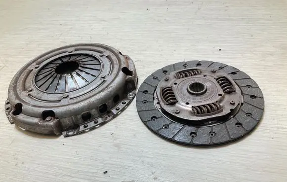 Skoda Fabia Mk3 (NJ) Clutch set kit 04C141031