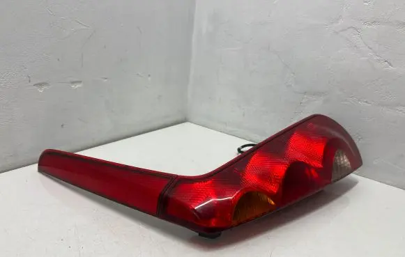 Nissan Note (E11) Rear/tail lights 22016752 18752