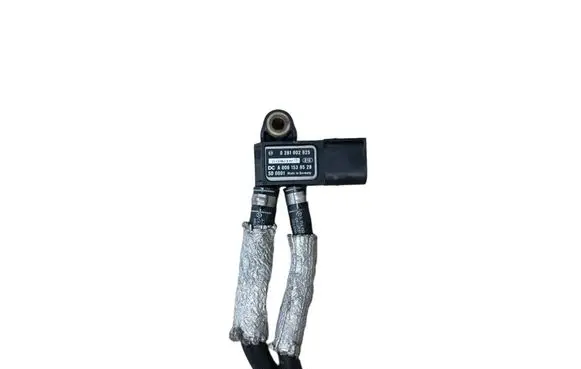 Mercedes-Benz C AMG W204 Exhaust gas pressure sensor A0061539528 0281002925