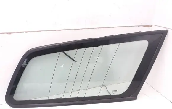Volvo V50 Rear side window AS2