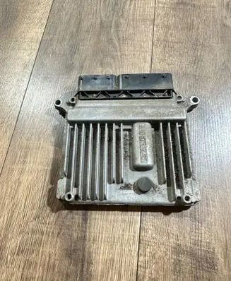 Mercedes-Benz E W211 Engine control unit/module A6461505472 28114692 A0044461440