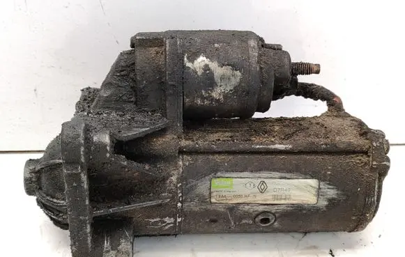 Renault Laguna II Starter motor 820033125 D7R49 0058HF