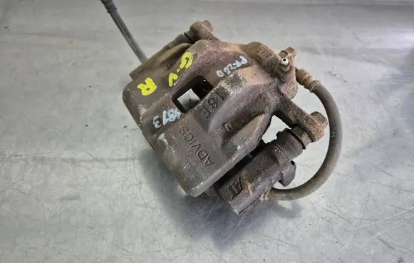 Suzuki Grand Vitara II Front Brake Caliper Pad/Carrier 