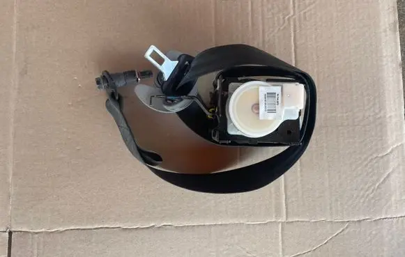 Hyundai H-1, Starex, Satellite Front seatbelt 888804H110