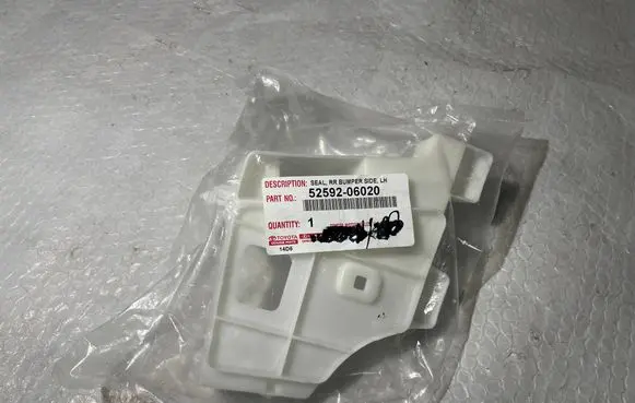Toyota Camry Rear bumper mounting bracket 52592-06020 5259206020