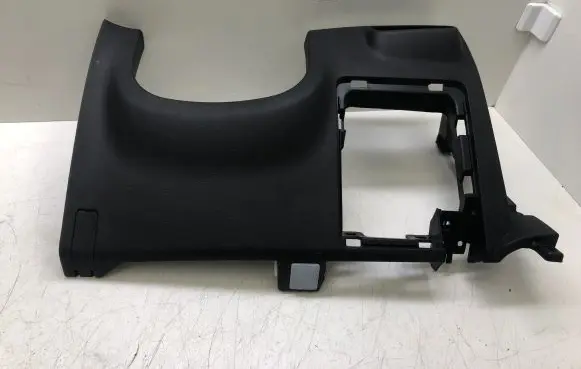 Dashboard lower bottom trim panel