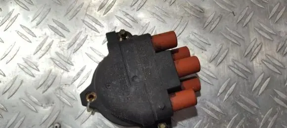 Opel Frontera A Spark distributor cap 1235522435