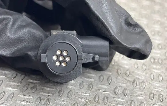 Mercedes-Benz R AMG W251 Air quality sensor 1698300272 982385