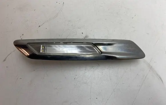 BMW 5 F10 F11 Front fender indicator light 715416705