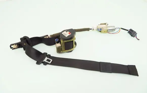 Audi A8 S8 D3 4E Front seatbelt 404840 4E1857705