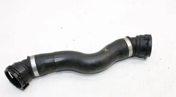 BMW 6 G32 Gran Turismo Engine coolant pipe/hose 8572906