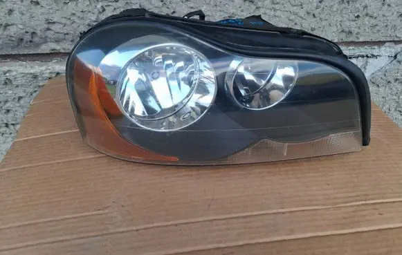 Volvo XC90 Headlight/headlamp 