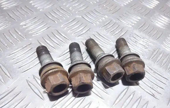 Porsche Cayenne (9PA) Nuts/bolts 
