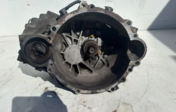 KIA Sportage Manual 6 speed gearbox WHJ6E