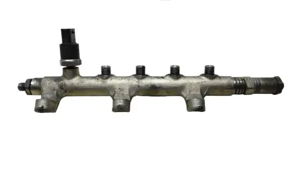 Renault Laguna II Fuel main line pipe 8200023961 0445214025 0281002405