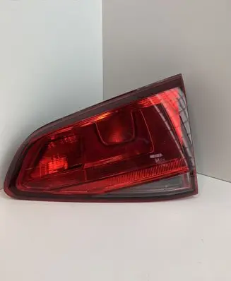 Volkswagen Golf VII Tailgate rear/tail lights 5G0945094N